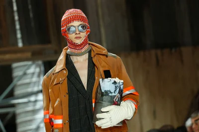 Look 2